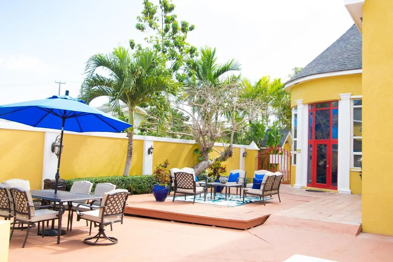 Apartment Brownstone Guesthouses Nassau Bahamas