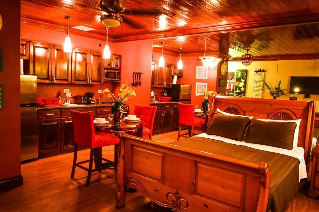 Apartment Brownstone Guesthouses Nassau