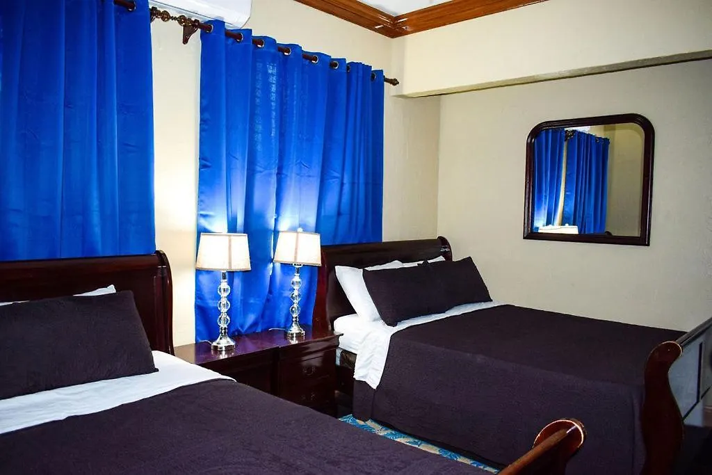 Brownstone Guesthouses Nassau Bahamas