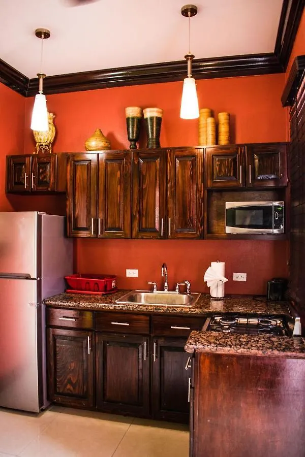 Brownstone Guesthouses Nassau